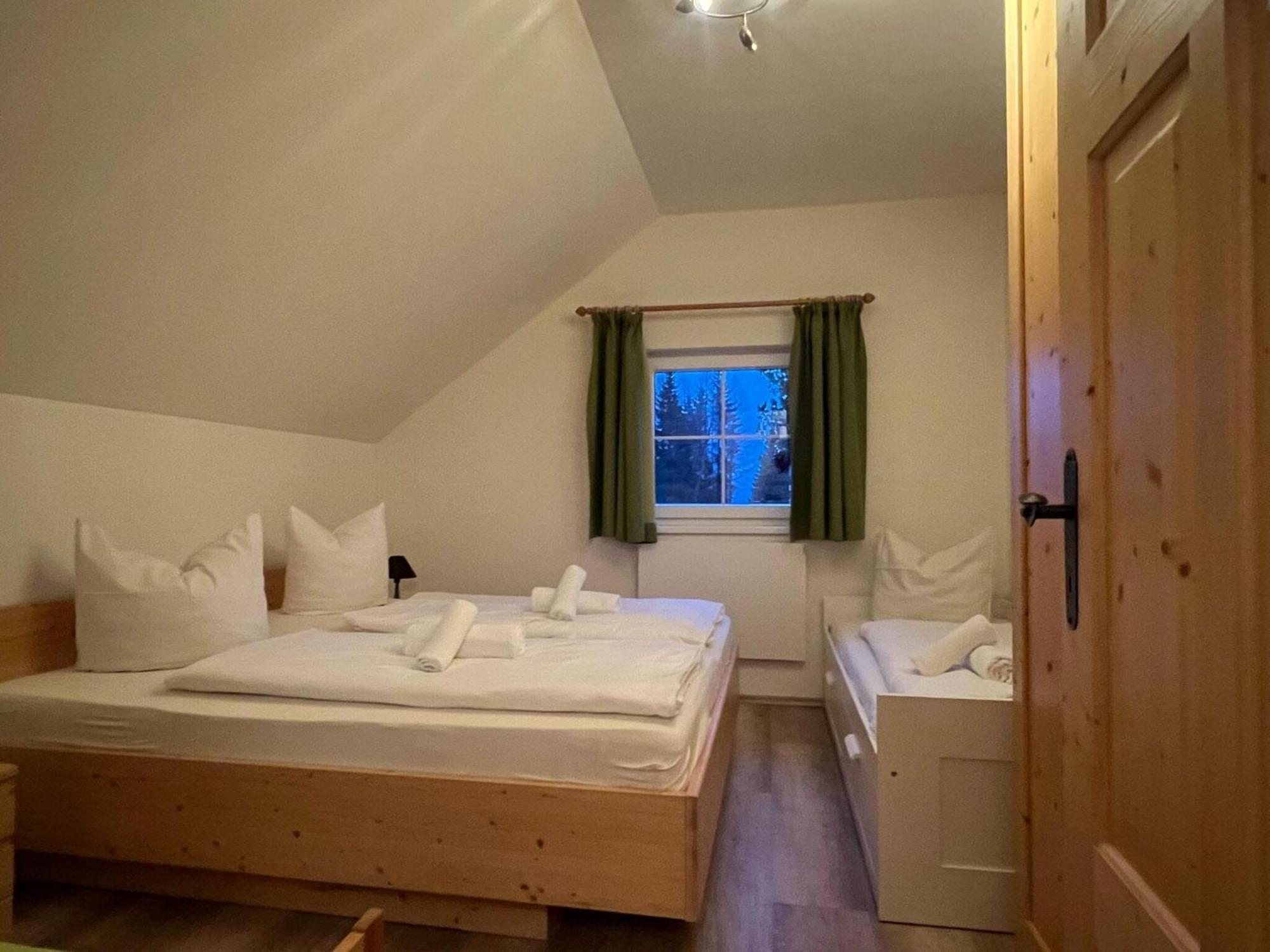 Chalet Only 200 M From Ski Lift With Sauna Bad Kleinkirchheim Esterno foto